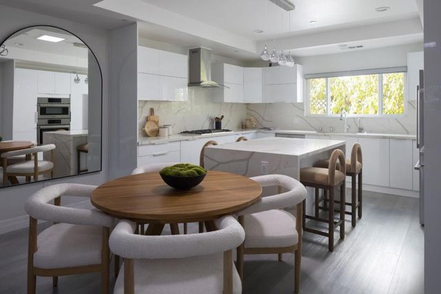 320 Chester Street, Menlo Park, CA 94025