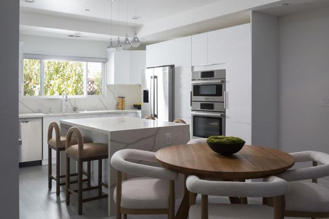 320 Chester Street, Menlo Park, CA 94025