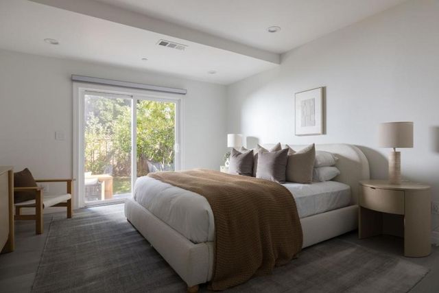 320 Chester Street, Menlo Park, CA 94025