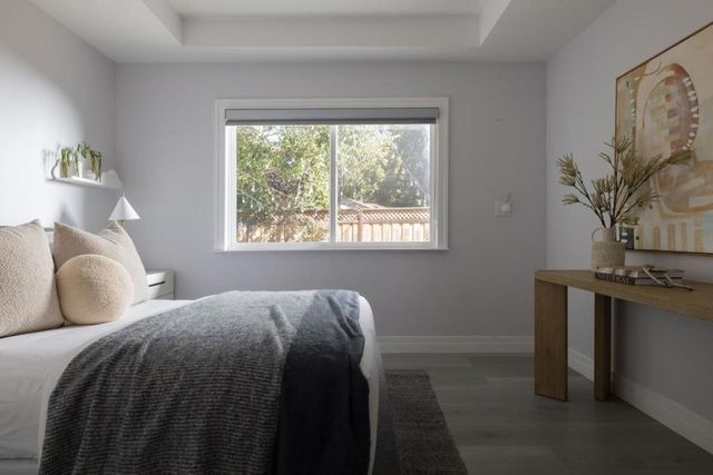 320 Chester Street, Menlo Park, CA 94025