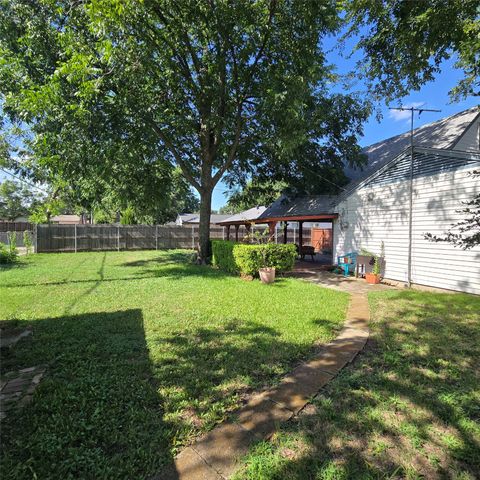 1411 Timberlake Circle, Richardson, TX 75080
