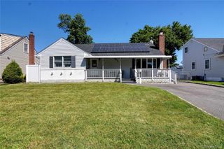 977 Brent Drive, Wantagh, NY 11793