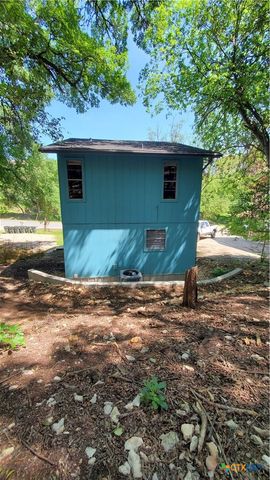 833 Old Ranch Road 12, San Marcos, TX 78666