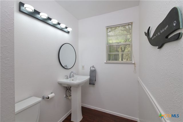 833 Old Ranch Road 12, San Marcos, TX 78666