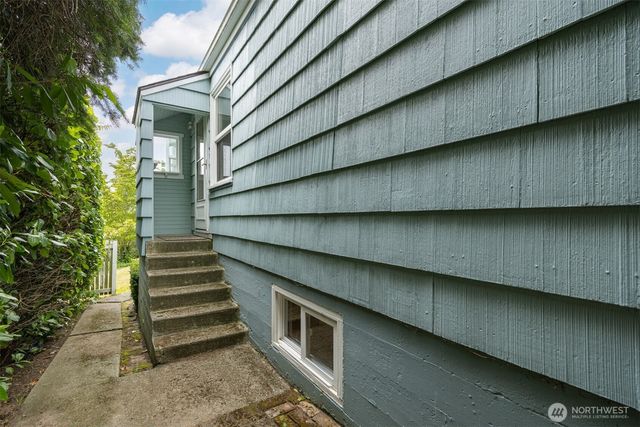 1003 14th Street, Bellingham, WA 98225