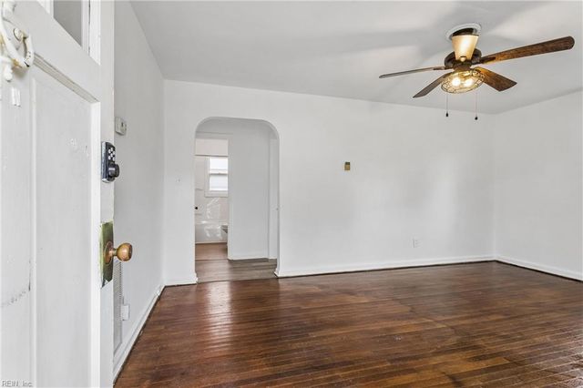 3308 Matoaka RD, Hampton, VA 23661