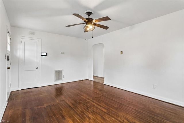 3308 Matoaka RD, Hampton, VA 23661