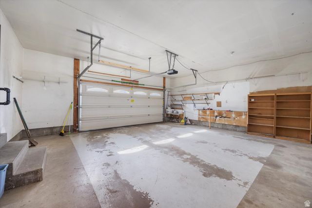 8081 S BEAUMONT DR, Sandy, UT 84093