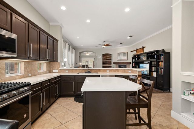 1718 Nelson Ranch LOOP, Cedar Park, TX 78613
