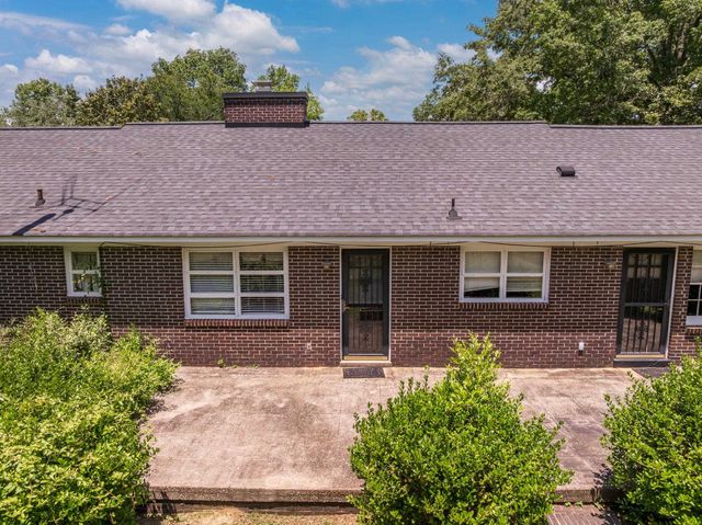 114 York Street, Clinton, SC 29325