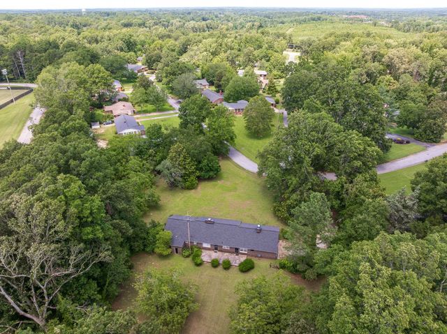 114 York Street, Clinton, SC 29325