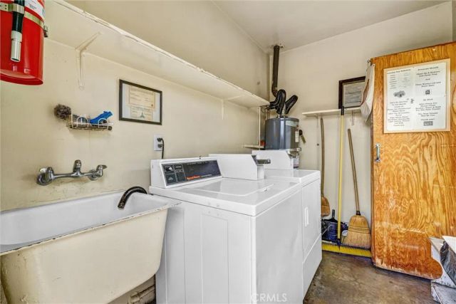 14821 Burbank, Van Nuys, CA 91411