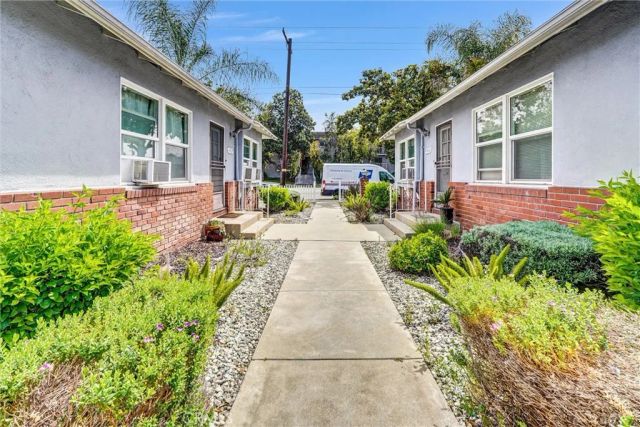 14821 Burbank, Van Nuys, CA 91411
