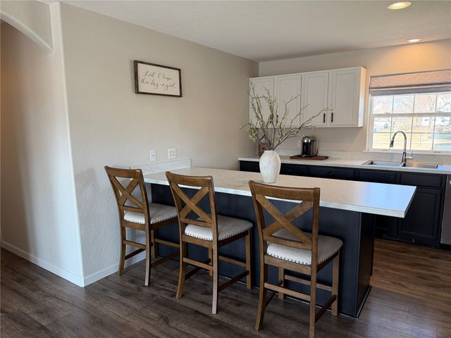 2105 First Avenue, Marion, IA 52302