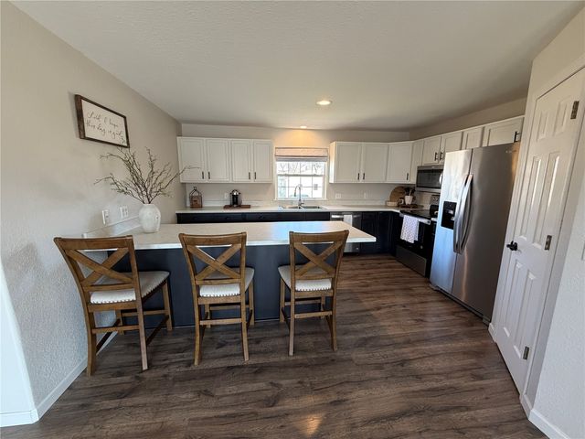 2105 First Avenue, Marion, IA 52302