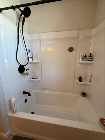 2105 First Avenue, Marion, IA 52302