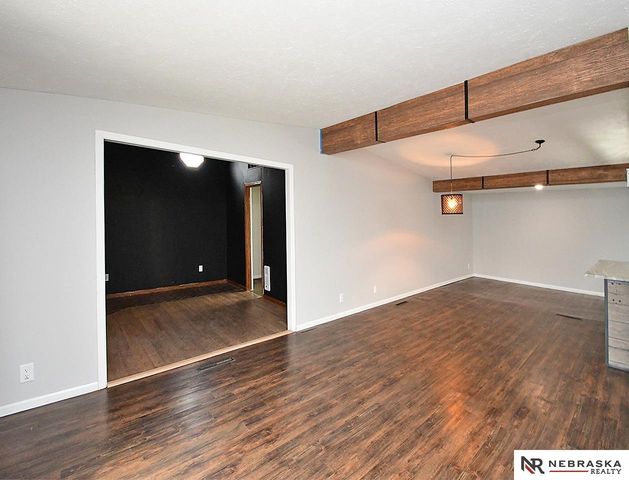 729 E Eldora Lane, Lincoln, NE 68505