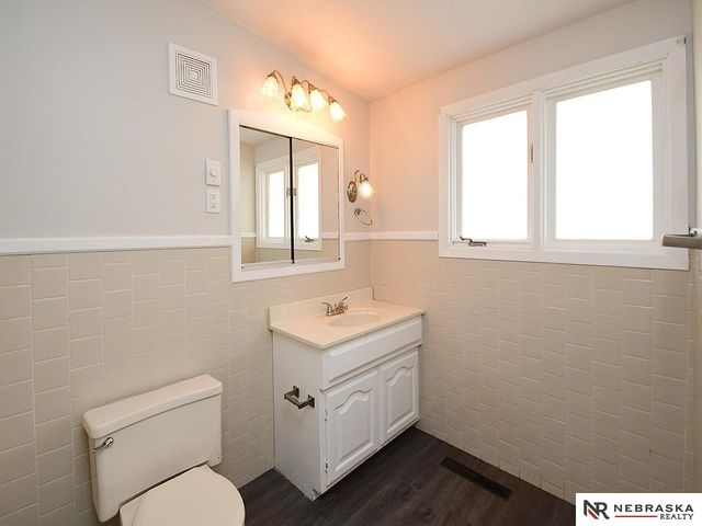 729 E Eldora Lane, Lincoln, NE 68505