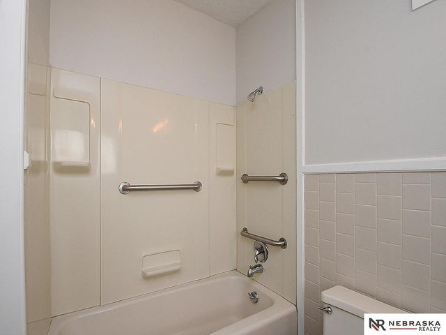 729 E Eldora Lane, Lincoln, NE 68505