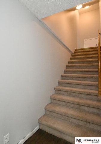 729 E Eldora Lane, Lincoln, NE 68505