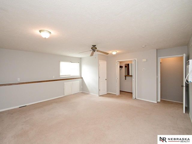 729 E Eldora Lane, Lincoln, NE 68505