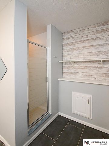 729 E Eldora Lane, Lincoln, NE 68505