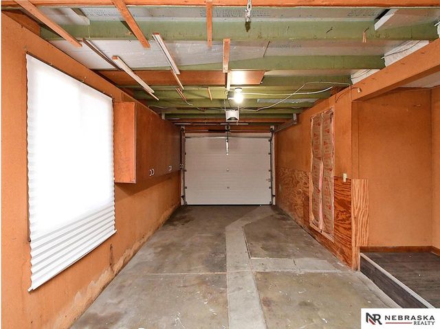 729 E Eldora Lane, Lincoln, NE 68505