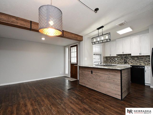 729 E Eldora Lane, Lincoln, NE 68505