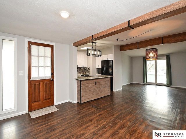 729 E Eldora Lane, Lincoln, NE 68505