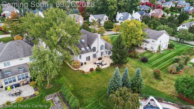 2077 Applebrook Drive, Commerce Charter Township, MI 48382