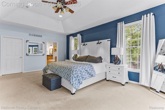2077 Applebrook Drive, Commerce Charter Township, MI 48382