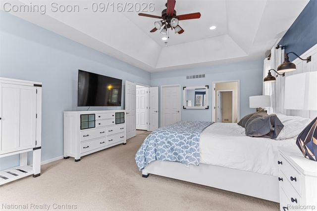 2077 Applebrook Drive, Commerce Charter Township, MI 48382