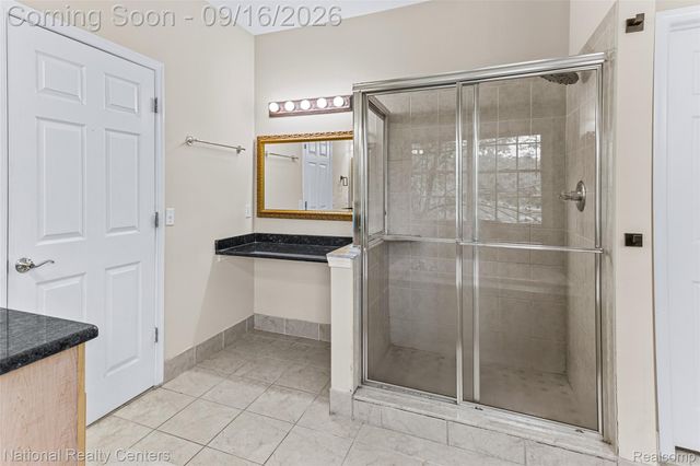 2077 Applebrook Drive, Commerce Charter Township, MI 48382