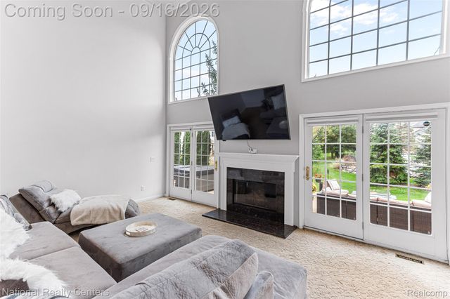 2077 Applebrook Drive, Commerce Charter Township, MI 48382