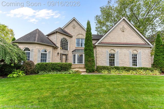 2077 Applebrook Drive, Commerce Charter Township, MI 48382