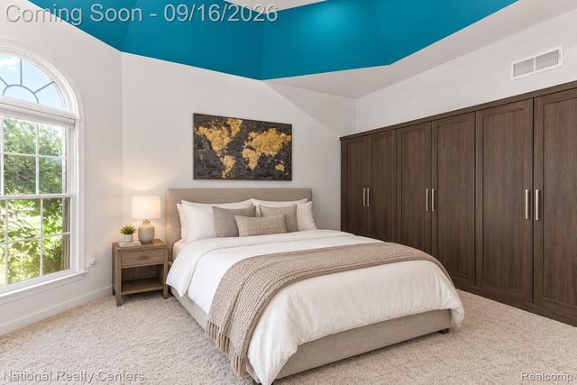 2077 Applebrook Drive, Commerce Charter Township, MI 48382
