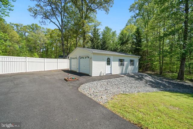 7173 JULIETTE LOW LN, Hughesville, MD 20637