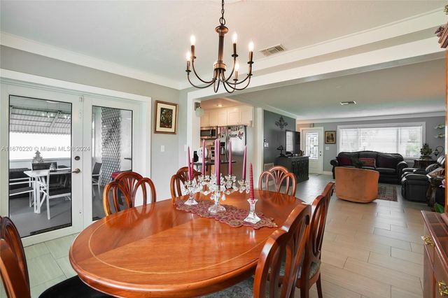 1051 NW 88th Way, Plantation, FL 33322