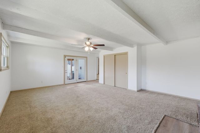 2317 N Bess Place, Springfield, MO 65803