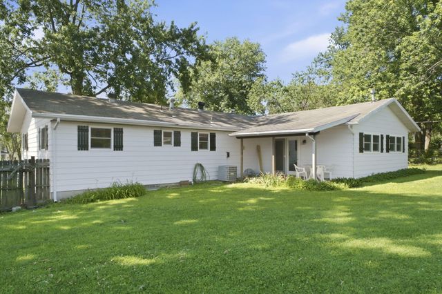 2317 N Bess Place, Springfield, MO 65803