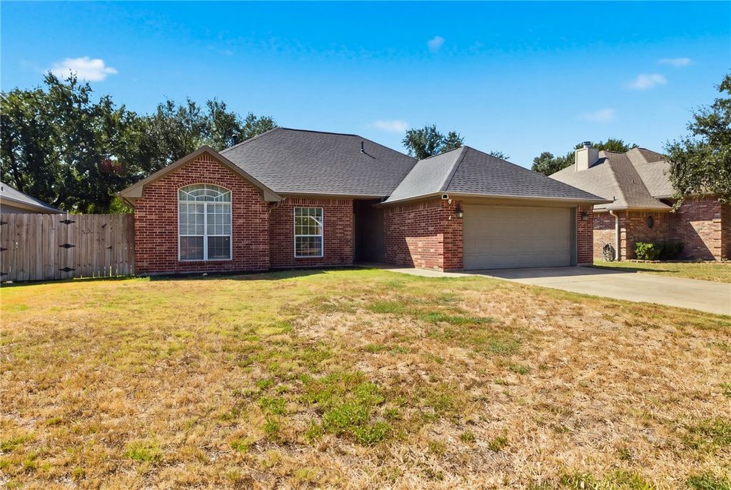 610 Yorkshire Drive, College Station, TX 77845 — photo 4