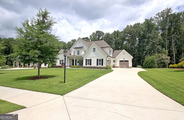 210 Brayden Drive, Tyrone, GA 30290