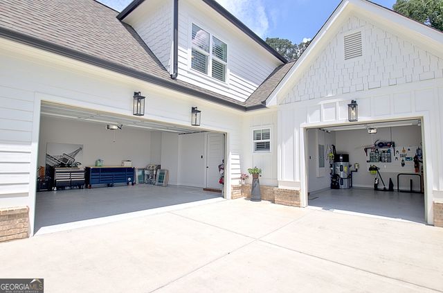 210 Brayden Drive, Tyrone, GA 30290