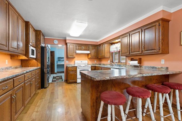 2615 EDGEWOOD LANE, Green Bay, WI 54302