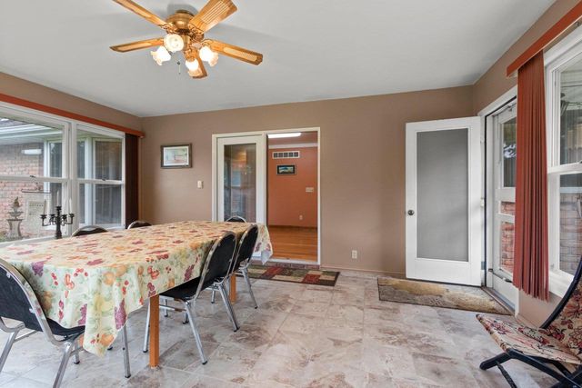 2615 EDGEWOOD LANE, Green Bay, WI 54302