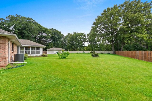 2615 EDGEWOOD LANE, Green Bay, WI 54302