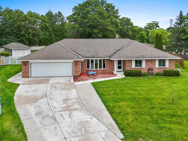 2615 EDGEWOOD LANE, Green Bay, WI 54302