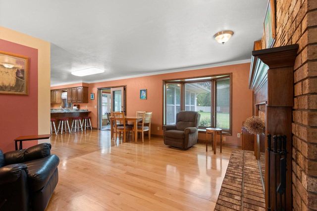 2615 EDGEWOOD LANE, Green Bay, WI 54302