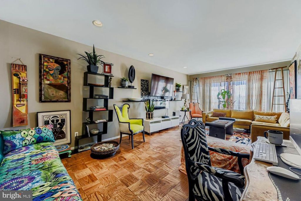 3601 CLARKS LN #508, Baltimore, MD 21215