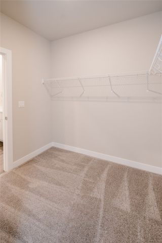 805 E 23rd Street N, Newton, IA 50208